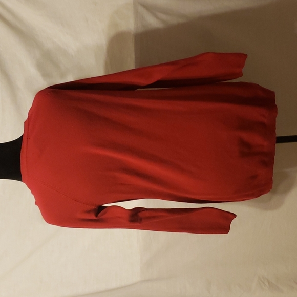 Red longer sweater - Picture 3 of 5